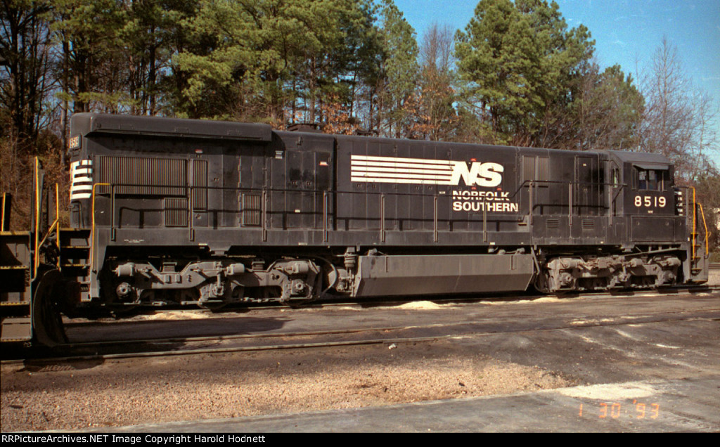 NS 8519